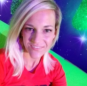 Meet your Posher, Toni